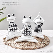 Load image into Gallery viewer, Resin Yoga Frog Statue
